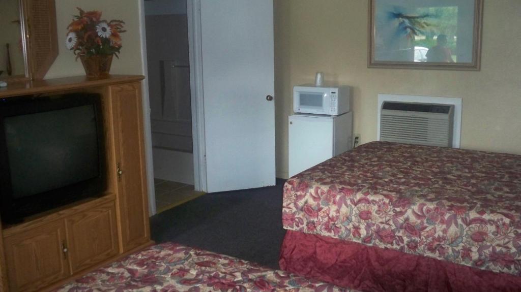 Catalina Airport Motel エイボン エクステリア 写真