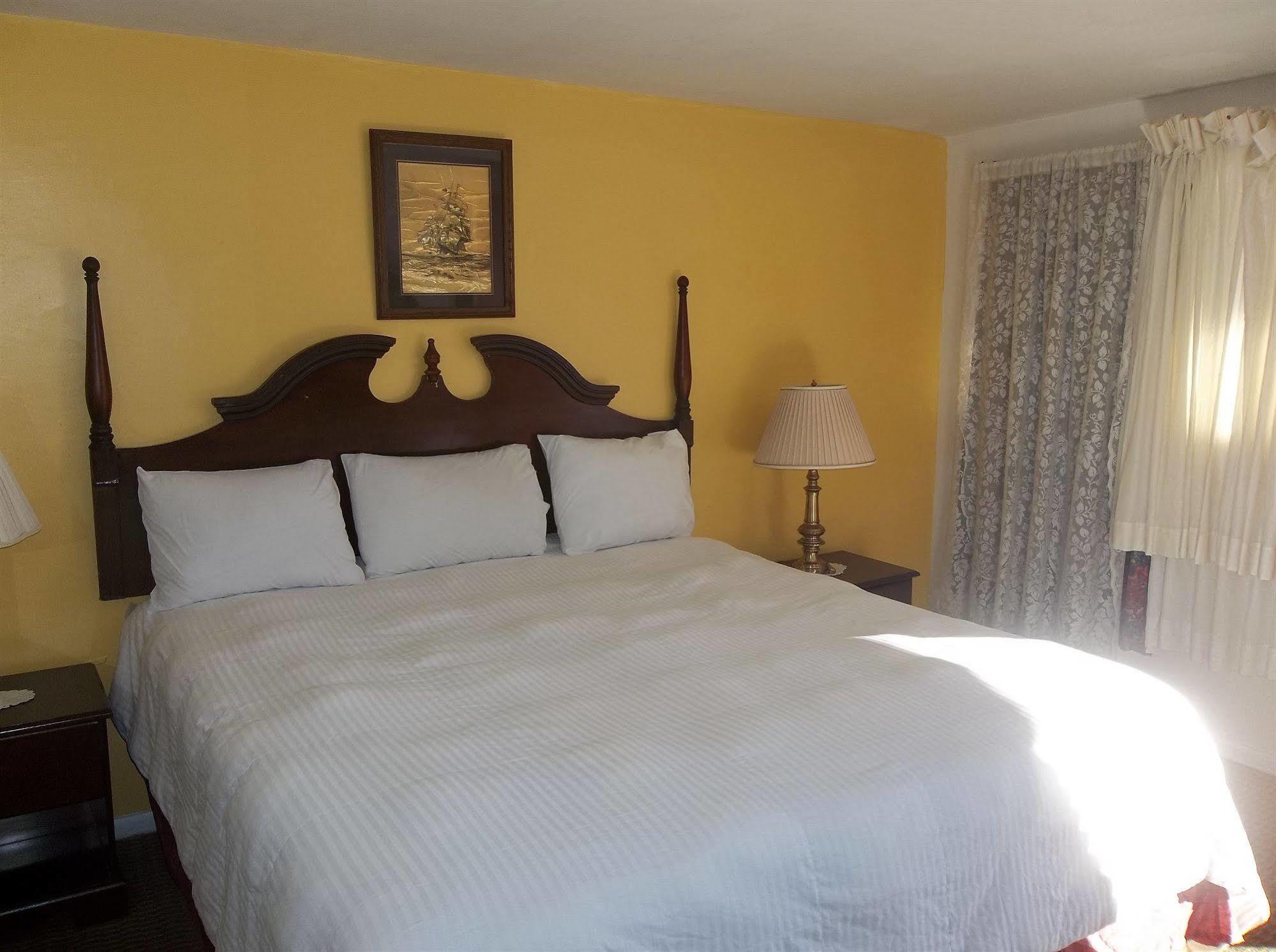 Catalina Airport Motel エイボン エクステリア 写真
